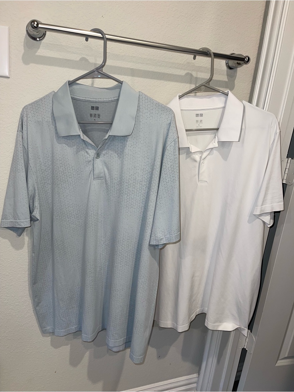 Uniqlo polos